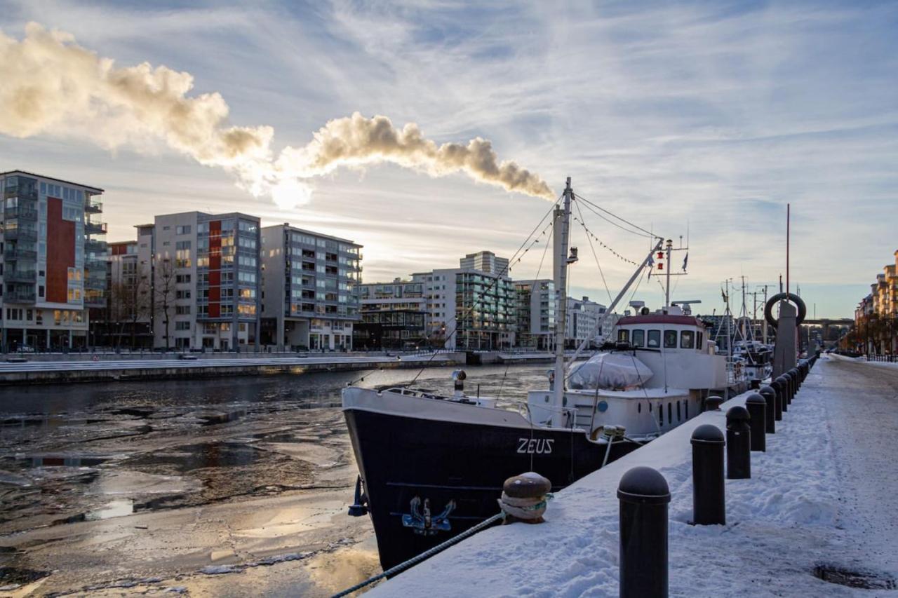 Low-Cost Stay In Sofo, Construction Work Stockholm Exterior foto